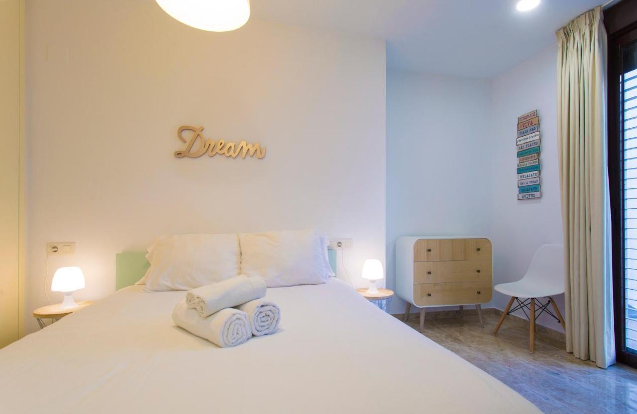 Apartamento Santuario De La Victoria Málaga Esterno foto