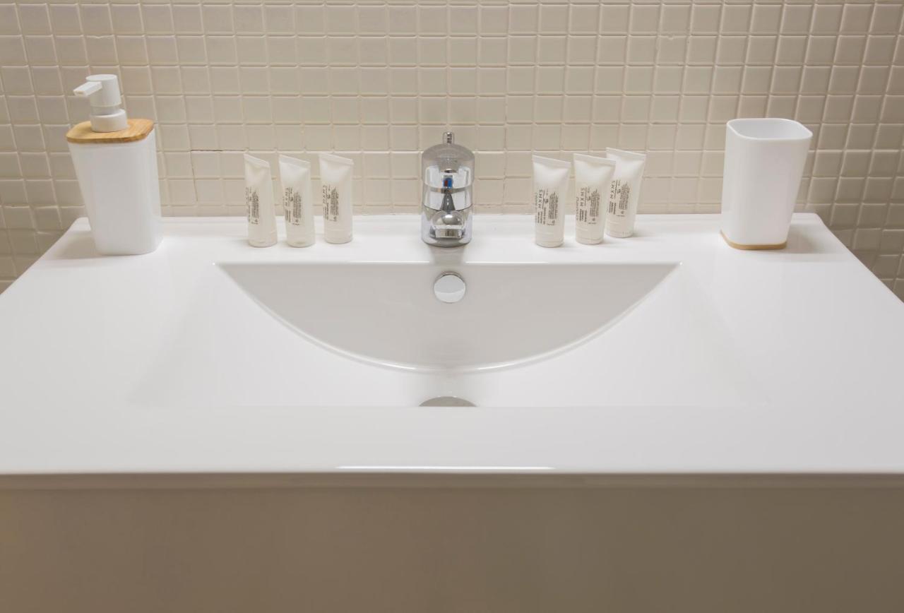 Apartamento Santuario De La Victoria Málaga Esterno foto