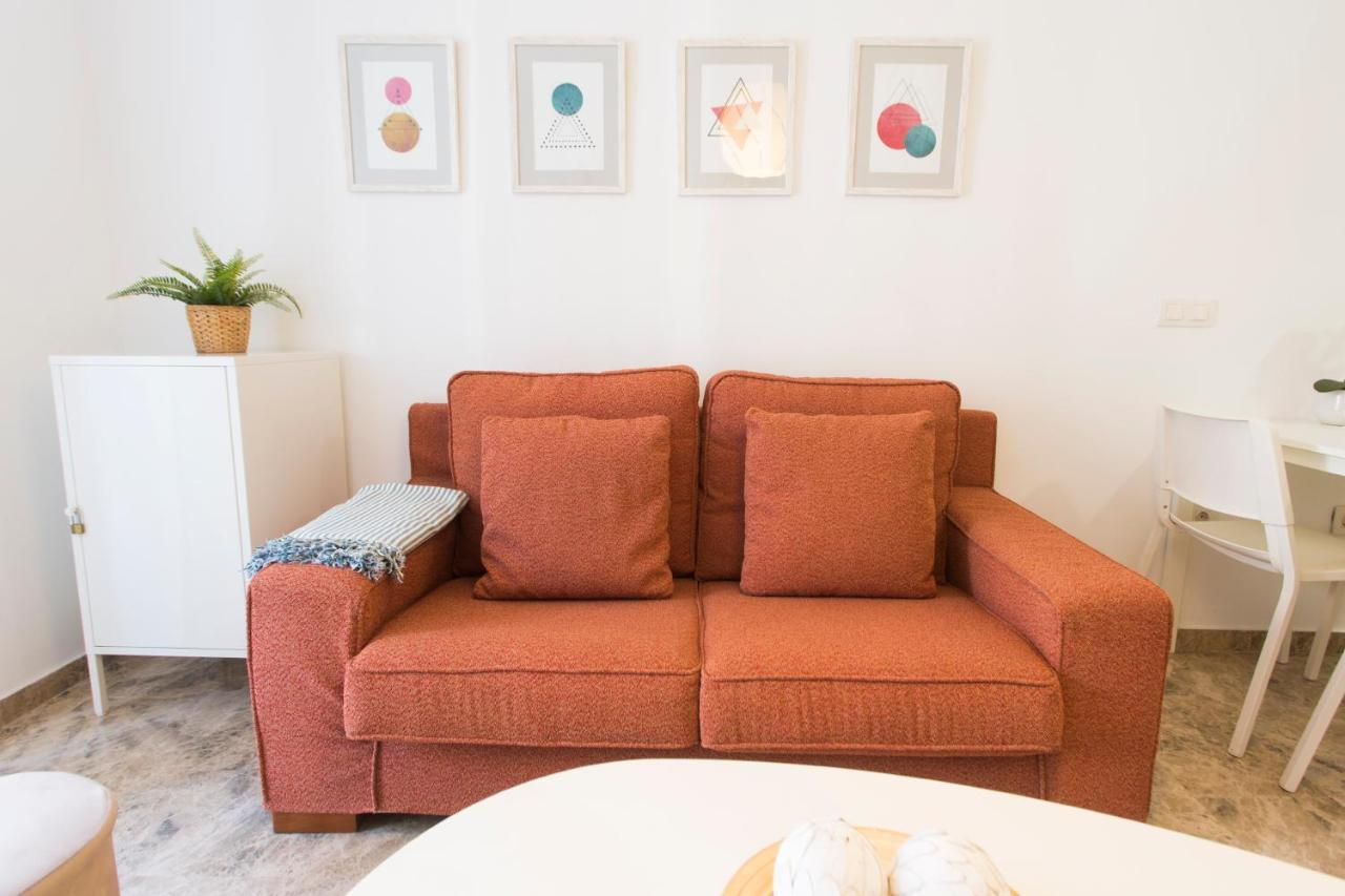 Apartamento Santuario De La Victoria Málaga Esterno foto