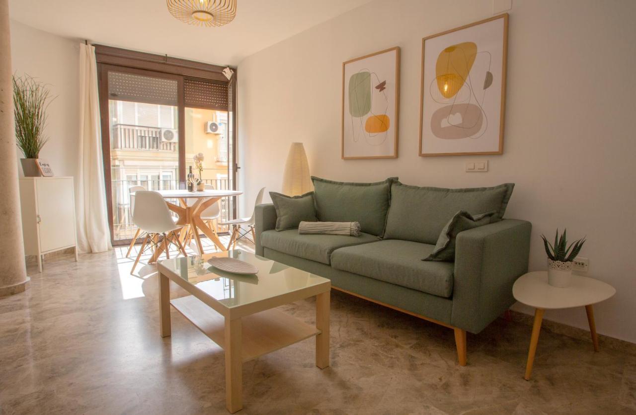 Apartamento Santuario De La Victoria Málaga Esterno foto