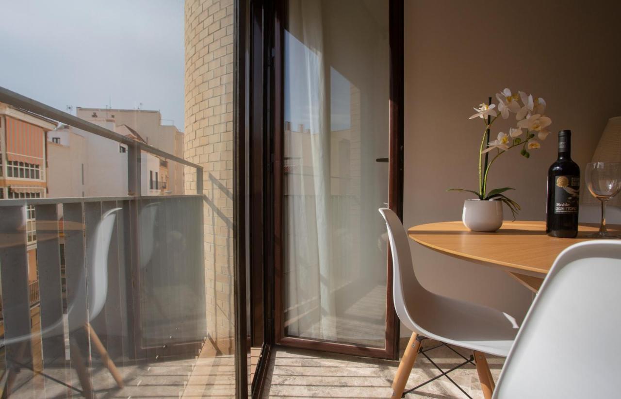 Apartamento Santuario De La Victoria Málaga Esterno foto